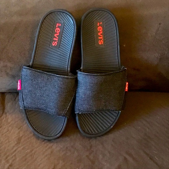 Levi's Other - Levi’s Slides